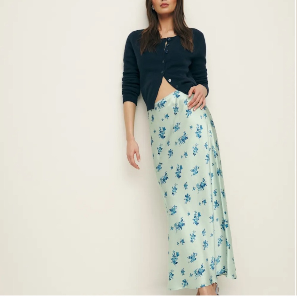 Reformation Layla Silk Skirt, size 8, NWT 🌹
